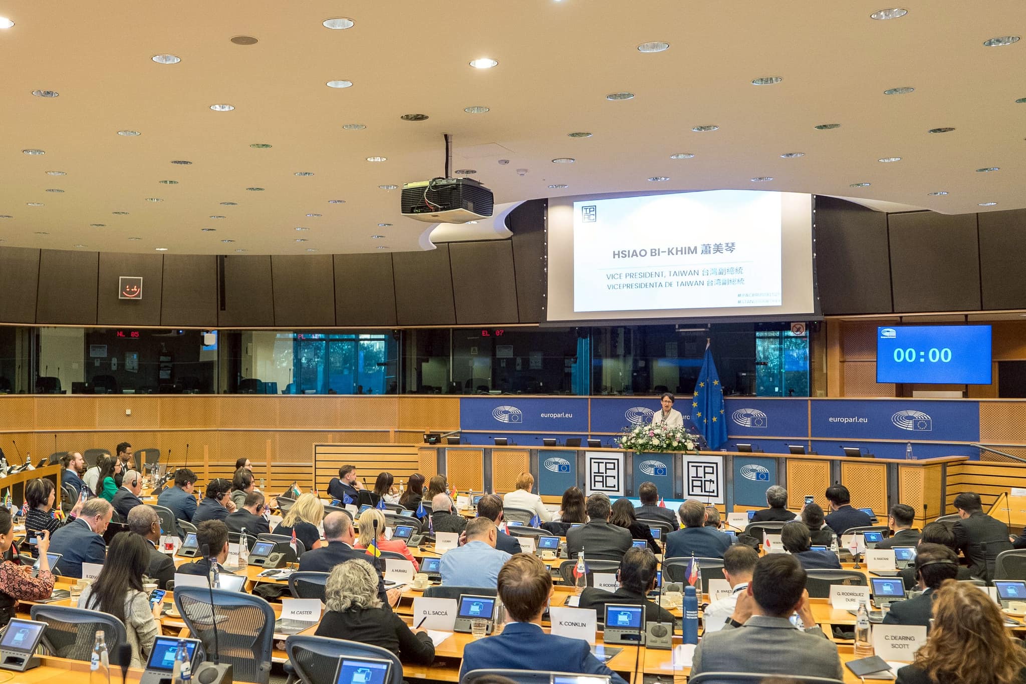 謝志偉臨門一腳 台外交精準破門